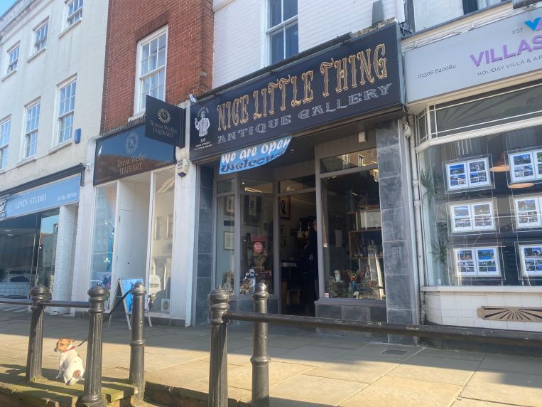 86 High St, Dorking for sale Primary Photo- Image 1 of 1