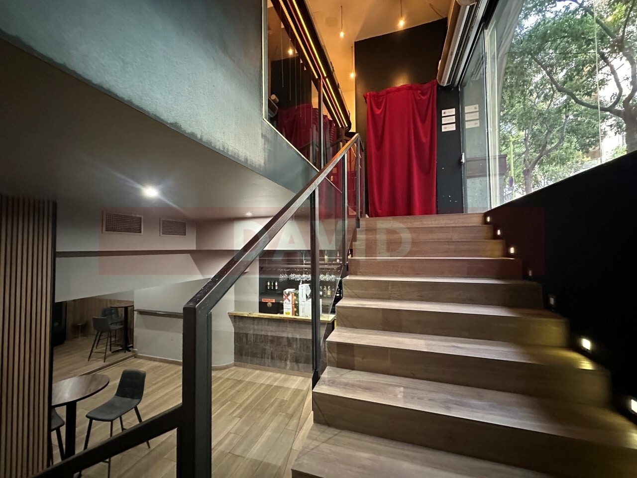 Retail in Barcelona, Barcelona to rent Interior Photo- Image 1 of 10