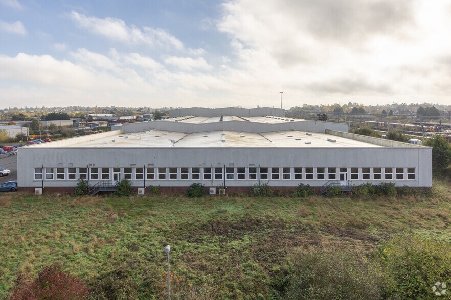Mill Rd, Rugby for sale - Primary Photo - Image 1 of 1