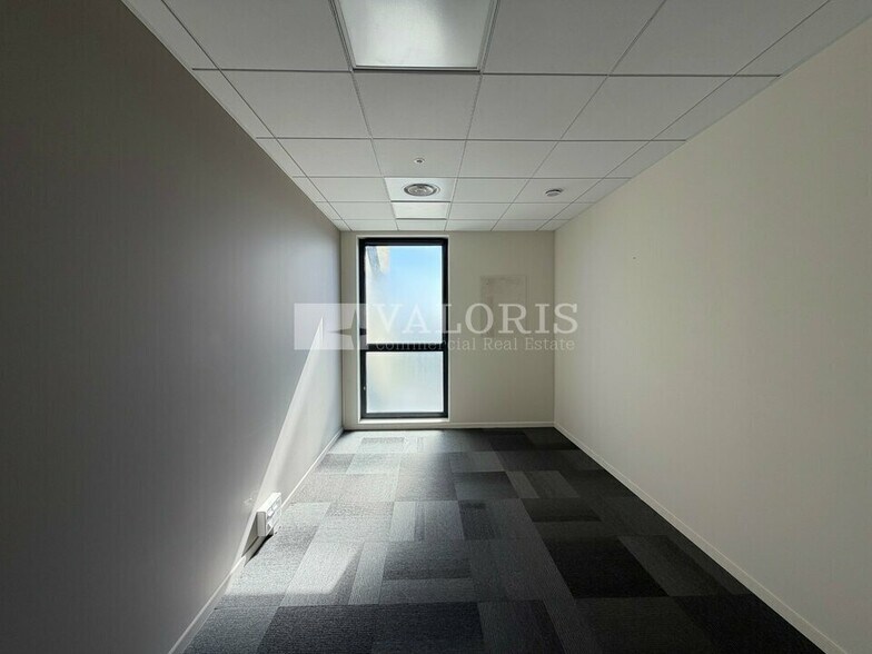 Office in Saint-Fons to rent - Interior Photo - Image 3 of 13