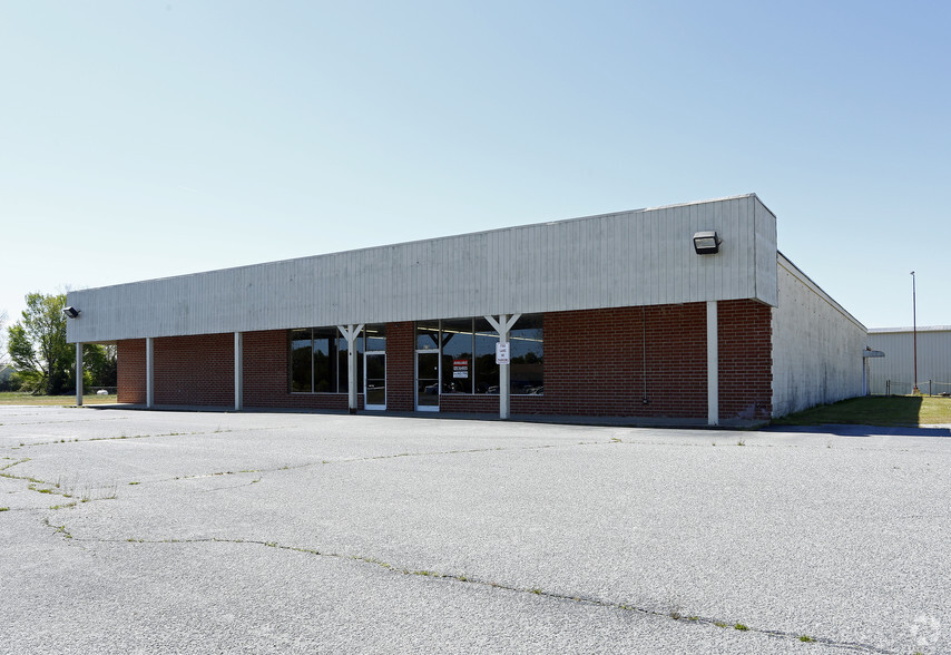 620 Dr Donnie H Jones Jr Blvd, Princeton, NC for rent - Building Photo - Image 2 of 13