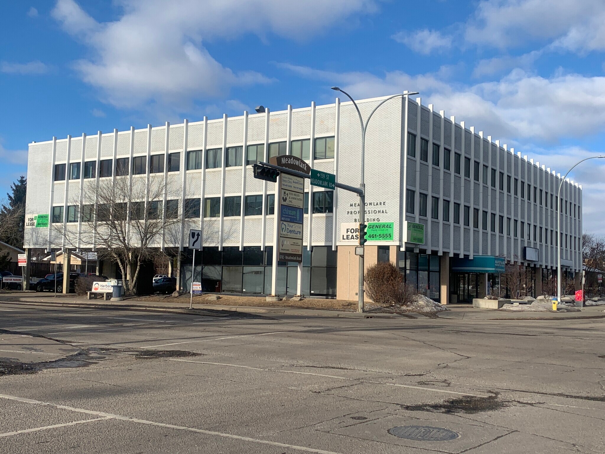 8700-8704 Meadowlark Rd NW, Edmonton, AB to rent Building Photo- Image 1 of 1