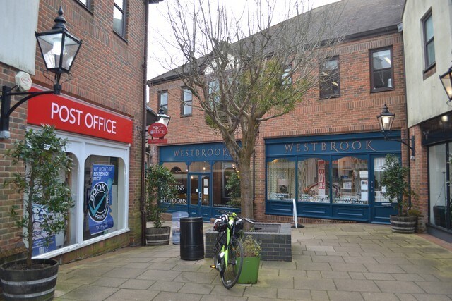 9-13 Westbrook Walk, Alton to rent - Building Photo - Image 2 of 2