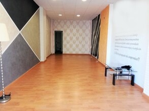 Retail in Viladecans, Barcelona to rent Interior Photo- Image 2 of 10