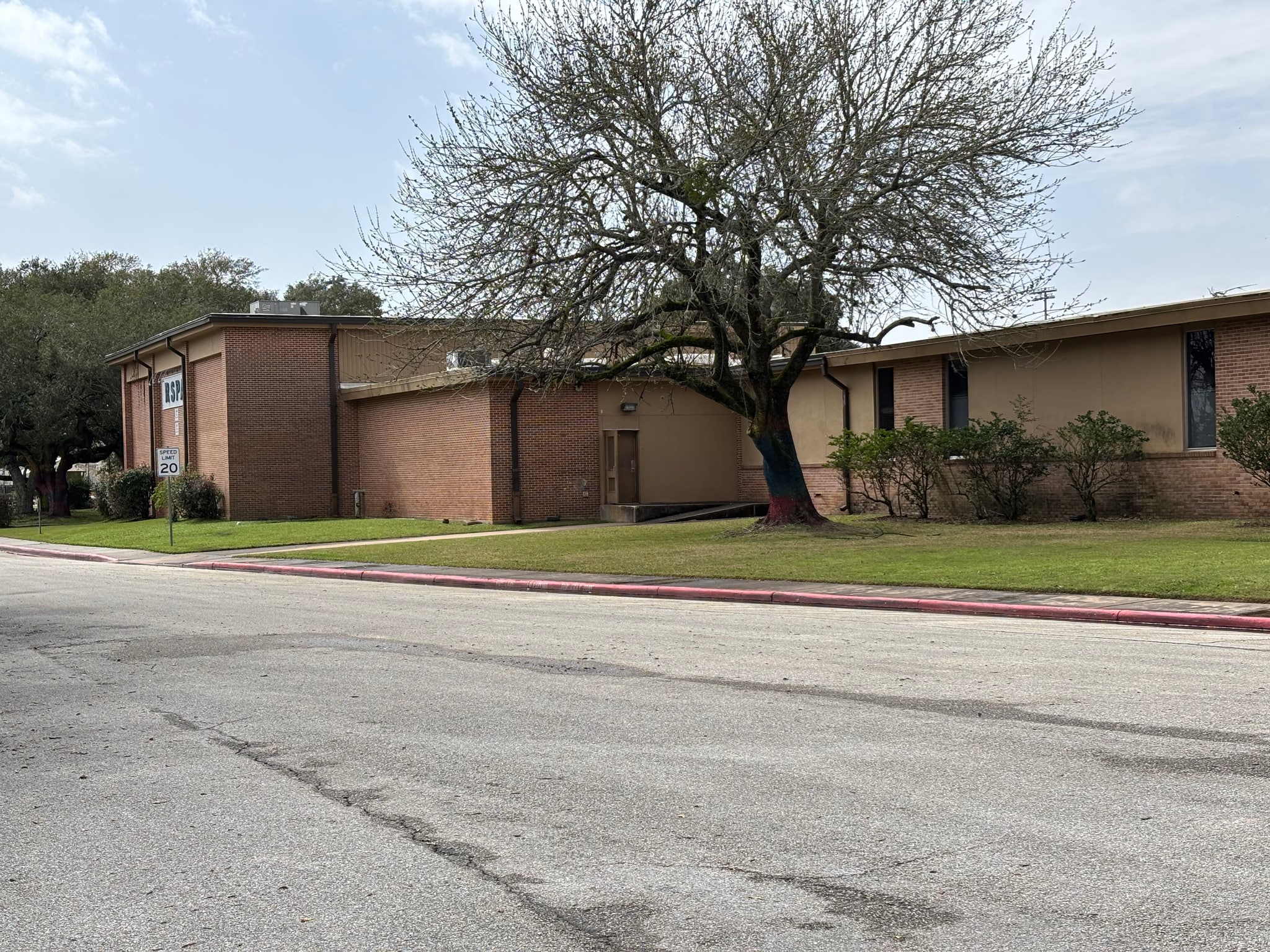 600 Charles St, Humble, TX for sale Building Photo- Image 1 of 5