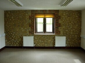 Aldington Rd, Lympne to rent Interior Photo- Image 1 of 2