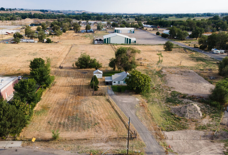 1650 SE 5th Ave, Ontario, OR for sale - Building Photo - Image 3 of 15