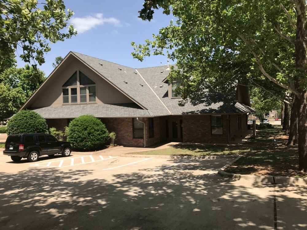 1601 E Medical Center Dr, Edmond, OK for sale Building Photo- Image 1 of 1