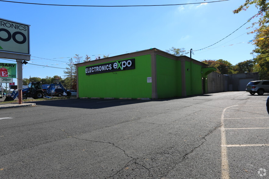 2260 Route 22 E, Union, NJ for rent - Building Photo - Image 2 of 3