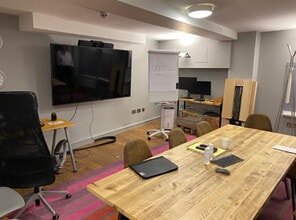 86 Lancaster Rd, Enfield to rent Interior Photo- Image 2 of 2