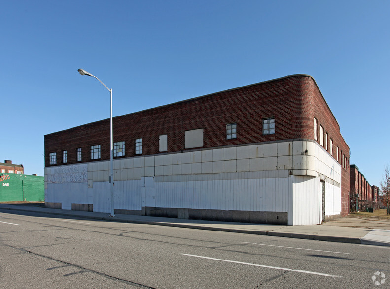 3700 Third St, Detroit, MI for rent - Primary Photo - Image 1 of 8