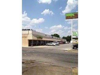 More details for 800 E Villa Maria Rd, Bryan, TX - Retail for Rent