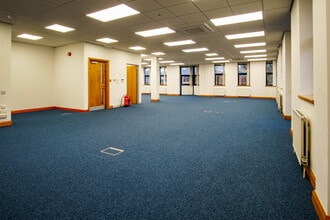 Fifth Av, Gateshead to rent Interior Photo- Image 2 of 38