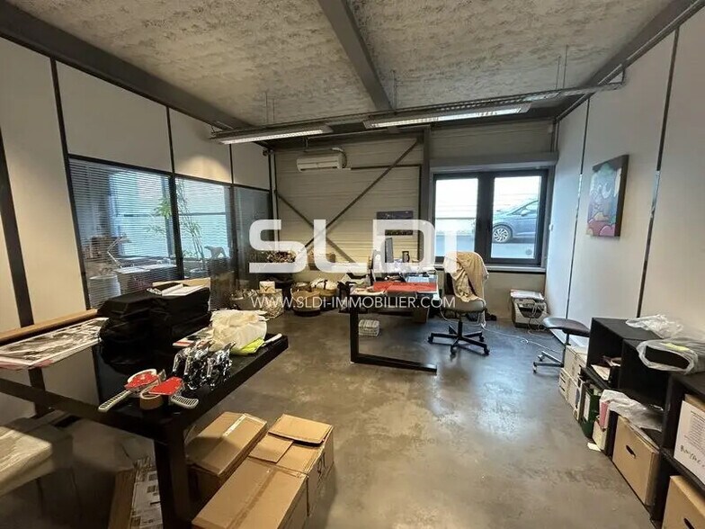 Light Industrial in Villefranche-sur-Saône to rent - Interior Photo - Image 3 of 8