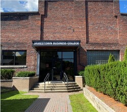 560 W Third St, Jamestown, NY for rent Building Photo- Image 1 of 9