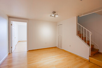 517-529 S 4th St, Philadelphia, PA for rent Interior Photo- Image 1 of 9