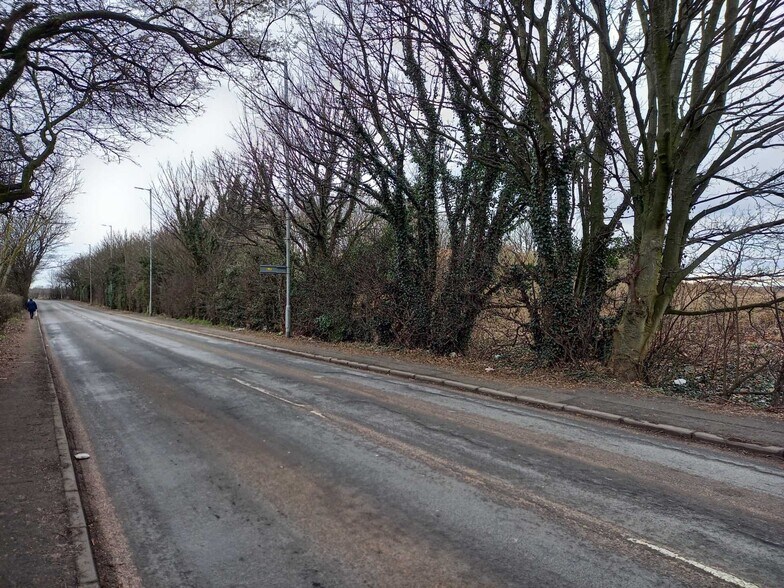 Lydiate Ln, Liverpool for sale - Primary Photo - Image 1 of 6