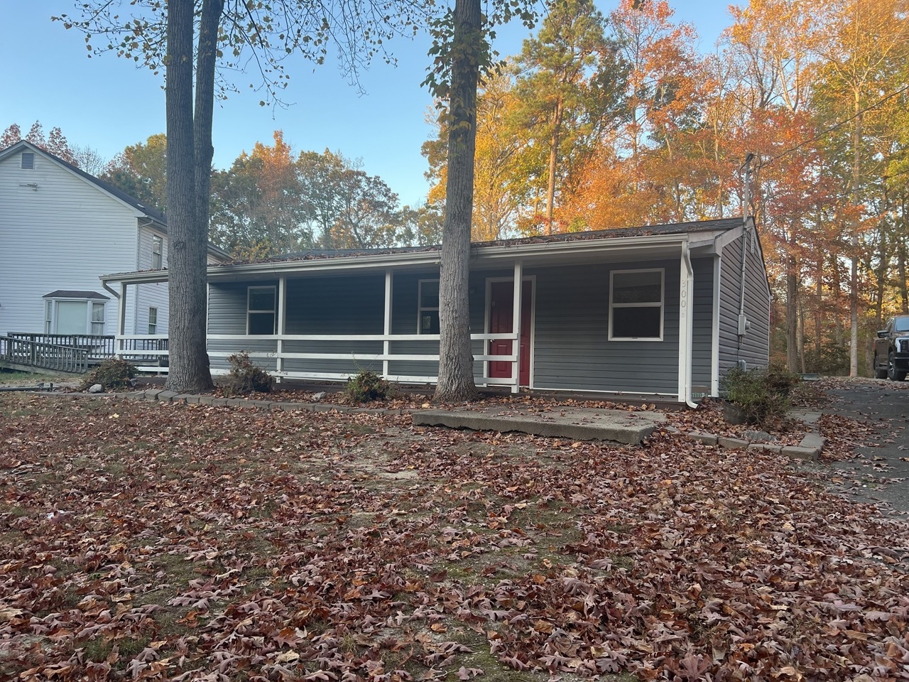 300 Clubhouse Dr, Lusby, MD for sale Primary Photo- Image 1 of 1