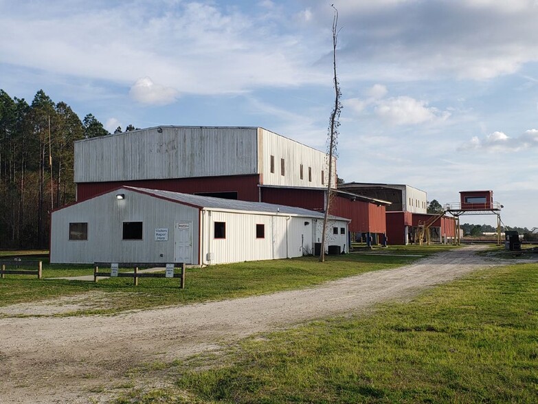 2969 Industrial Blvd, Waycross, GA for rent - Primary Photo - Image 1 of 7