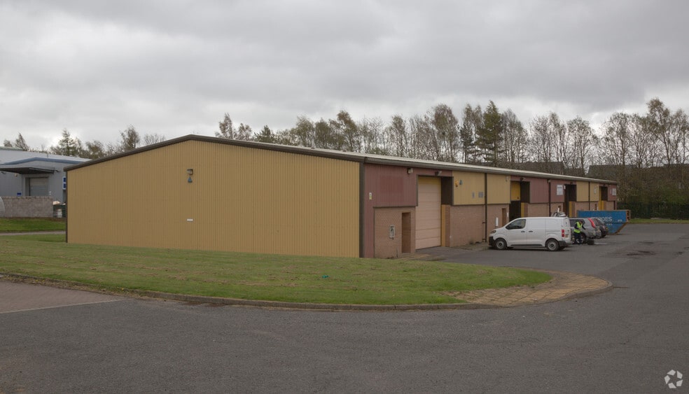 Highland Chief Way, Dundee to rent - Building Photo - Image 3 of 3