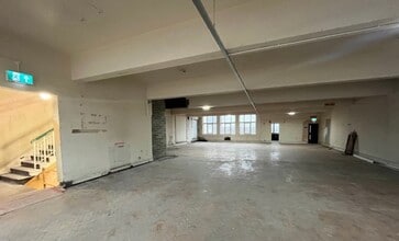 64-66 King St, South Shields to rent Interior Photo- Image 2 of 2