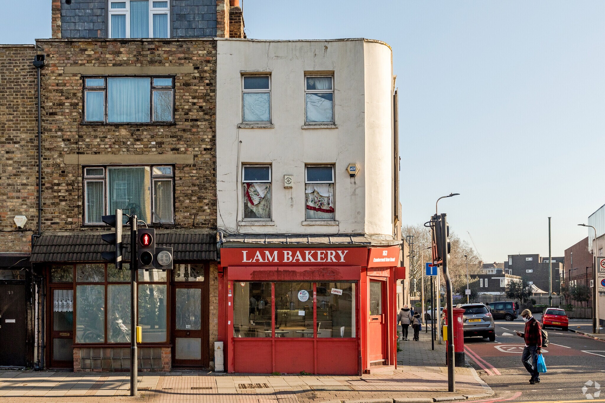 163 Camberwell New Rd, London for sale Primary Photo- Image 1 of 1