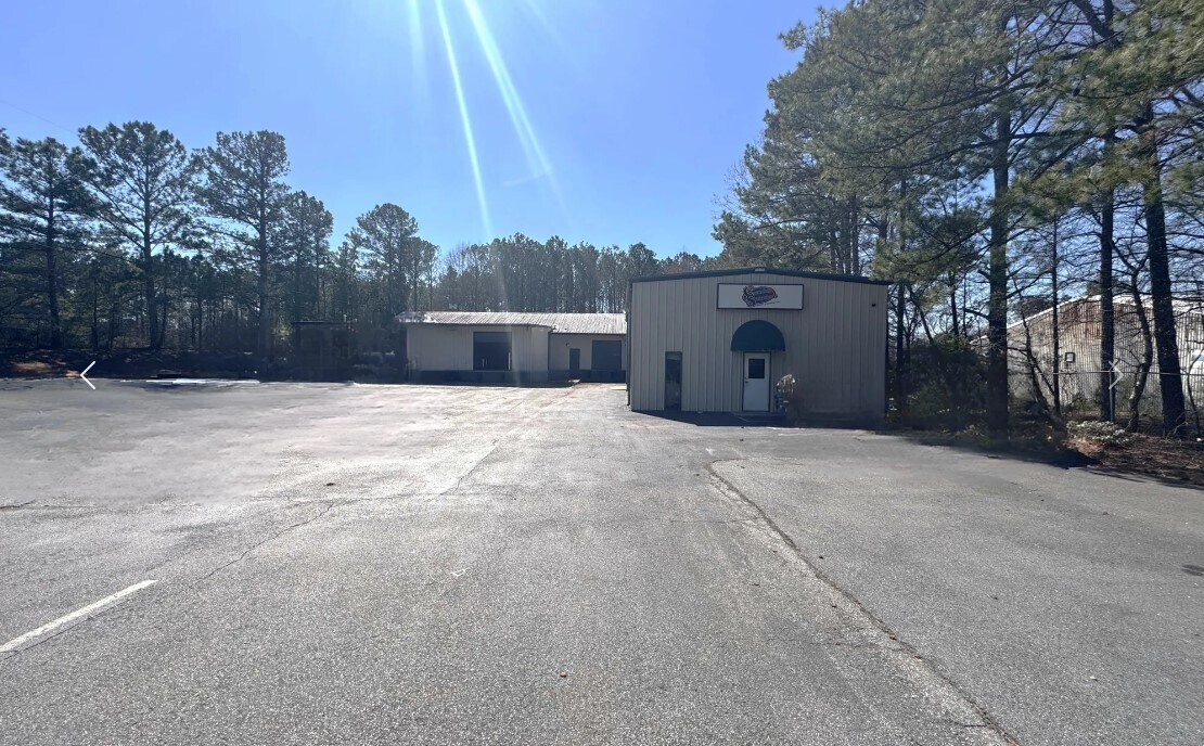 7843 Conners Rd, Winston, GA for sale Primary Photo- Image 1 of 11