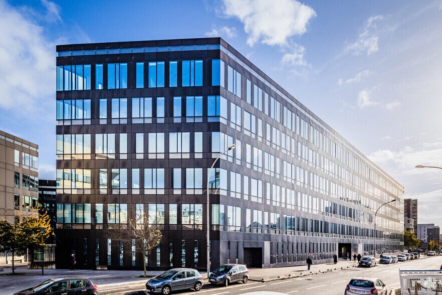 9 Rue Henri Barbusse, Gennevilliers, Gennevilliers to rent - Building Photo - Image 3 of 3