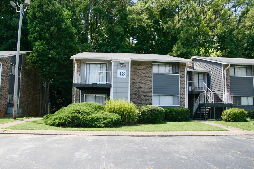 2135 Godby Rd, College Park, GA for sale - Building Photo - Image 3 of 10