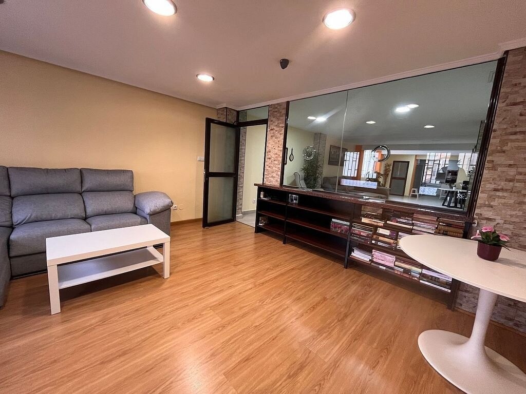 Talavera de la Reina, TOL 45600 - Unit 01 - - Interior Photo - Image 2 of 3