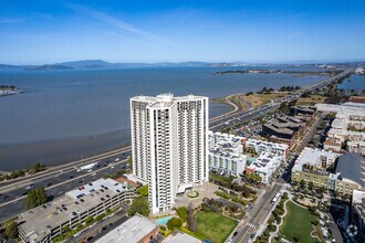 6363 Christie Ave, Emeryville, CA - AERIAL  map view