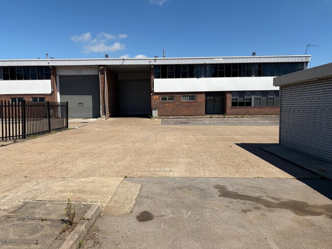 More details for 5-9 School Rd, London - Industrial to Rent