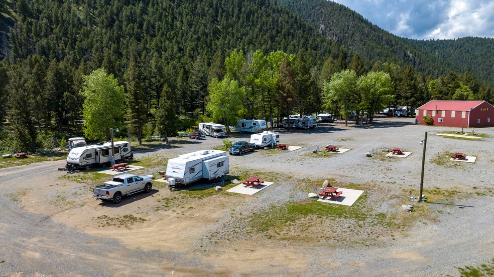 29 Frontage Rd, Basin, MT for sale - Building Photo - Image 3 of 30