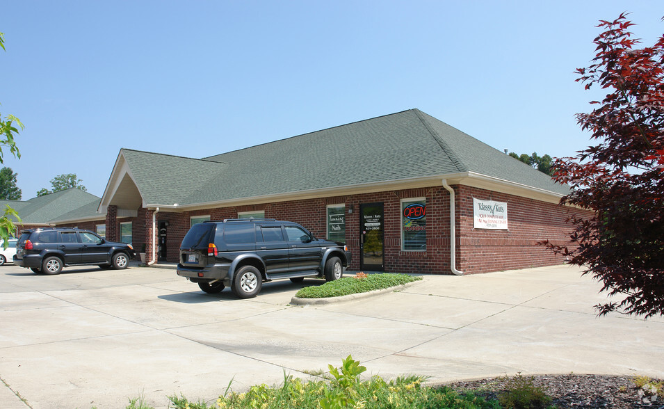 9814 US 311 Hwy, Archdale, NC for rent - Building Photo - Image 2 of 6