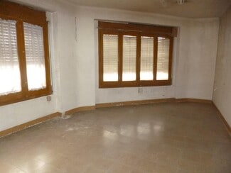 More details for Office, Retail to Rent