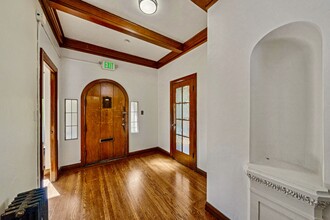 660 Oak St, San Francisco, CA for rent Building Photo- Image 1 of 6