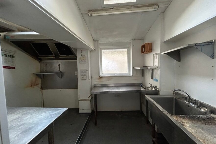 3 Market Strand, Falmouth for sale - Interior Photo - Image 3 of 3