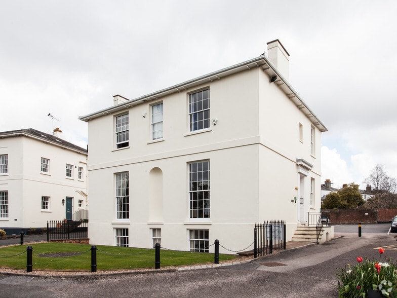 6 Baring Cres, Exeter for sale - Primary Photo - Image 1 of 1