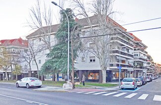 More details for Calle del Doctor Calero, 21, Majadahonda - Retail to Rent