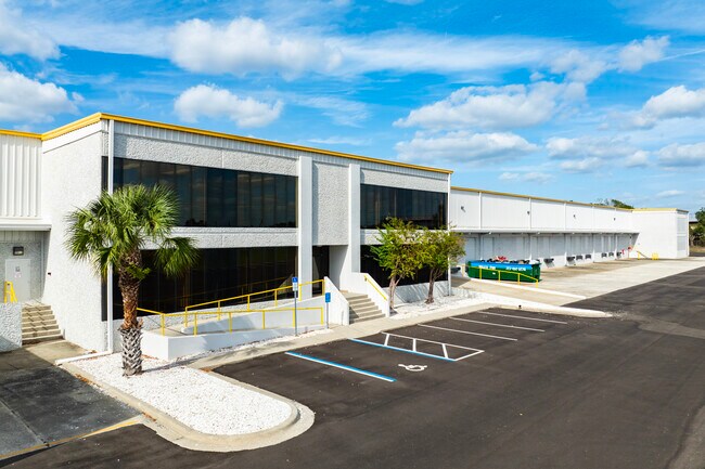 More details for 6708 Harney Rd, Tampa, FL - Industrial to Rent