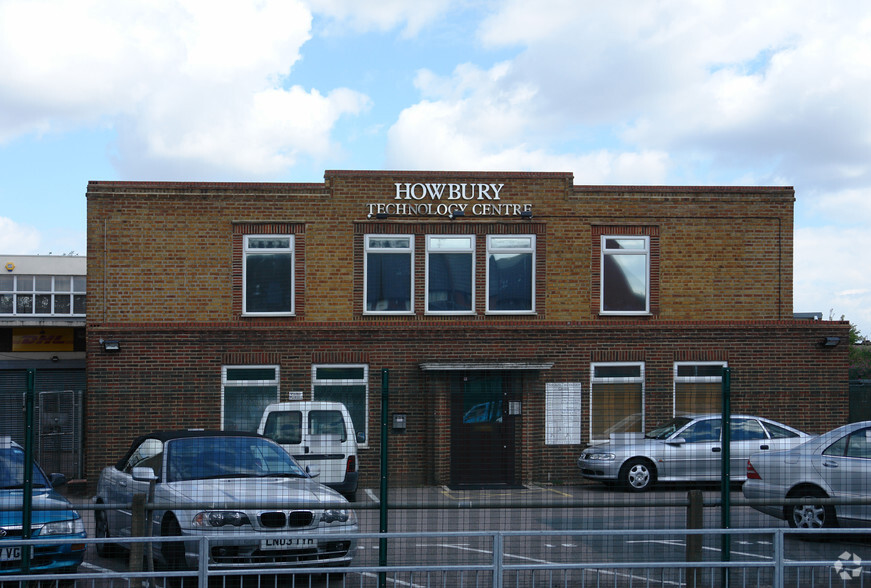 Thames Rd, Crayford for rent - Building Photo - Image 2 of 2