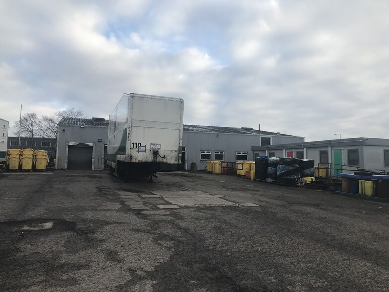 Nobel Rd, Dundee to rent - Building Photo - Image 3 of 3