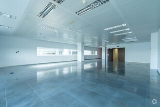 Calle Anabel Segura, 11, Alcobendas, Madrid to rent Interior Photo- Image 2 of 23