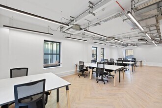 4 Breams, London to rent Interior Photo- Image 2 of 7
