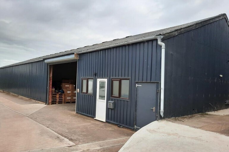 Porch Farm, Weston Under Penyard for sale Primary Photo- Image 1 of 1