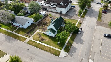 237 1st Av, Strathmore, AB for sale Aerial- Image 1 of 1