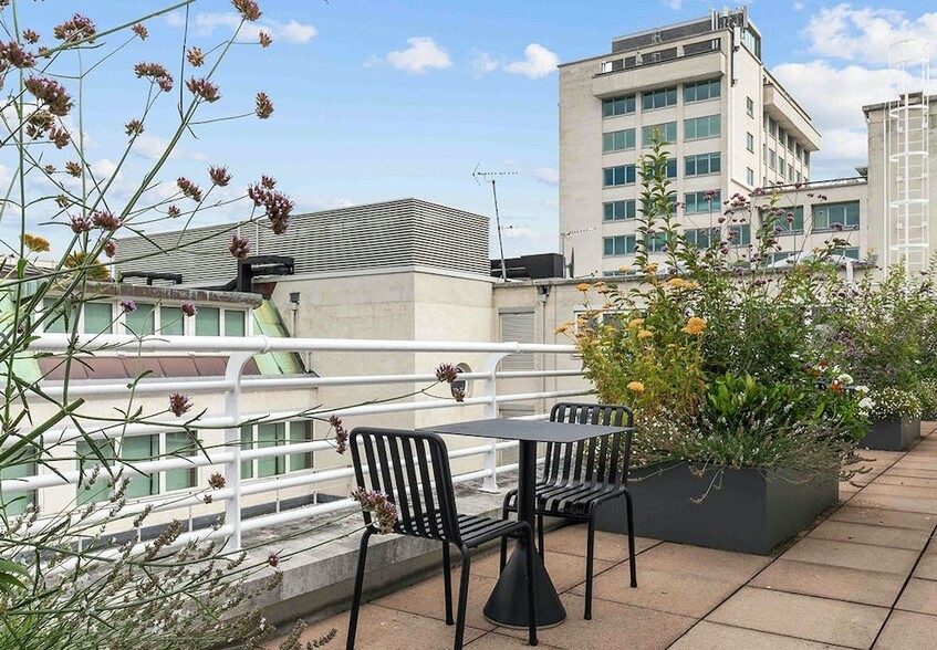 22-24 Glenthorne Rd, London to rent - Building Photo - Image 2 of 2