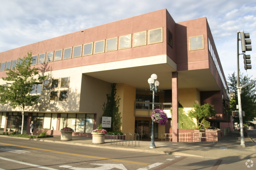 99 W 10th Ave, Eugene, OR for rent - Building Photo - Image 1 of 3