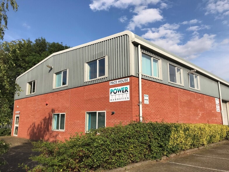 Little Balmer, Buckingham to rent - Building Photo - Image 2 of 2