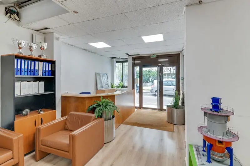 9-11 Rue Louvain, Courbevoie for sale Lobby- Image 1 of 8